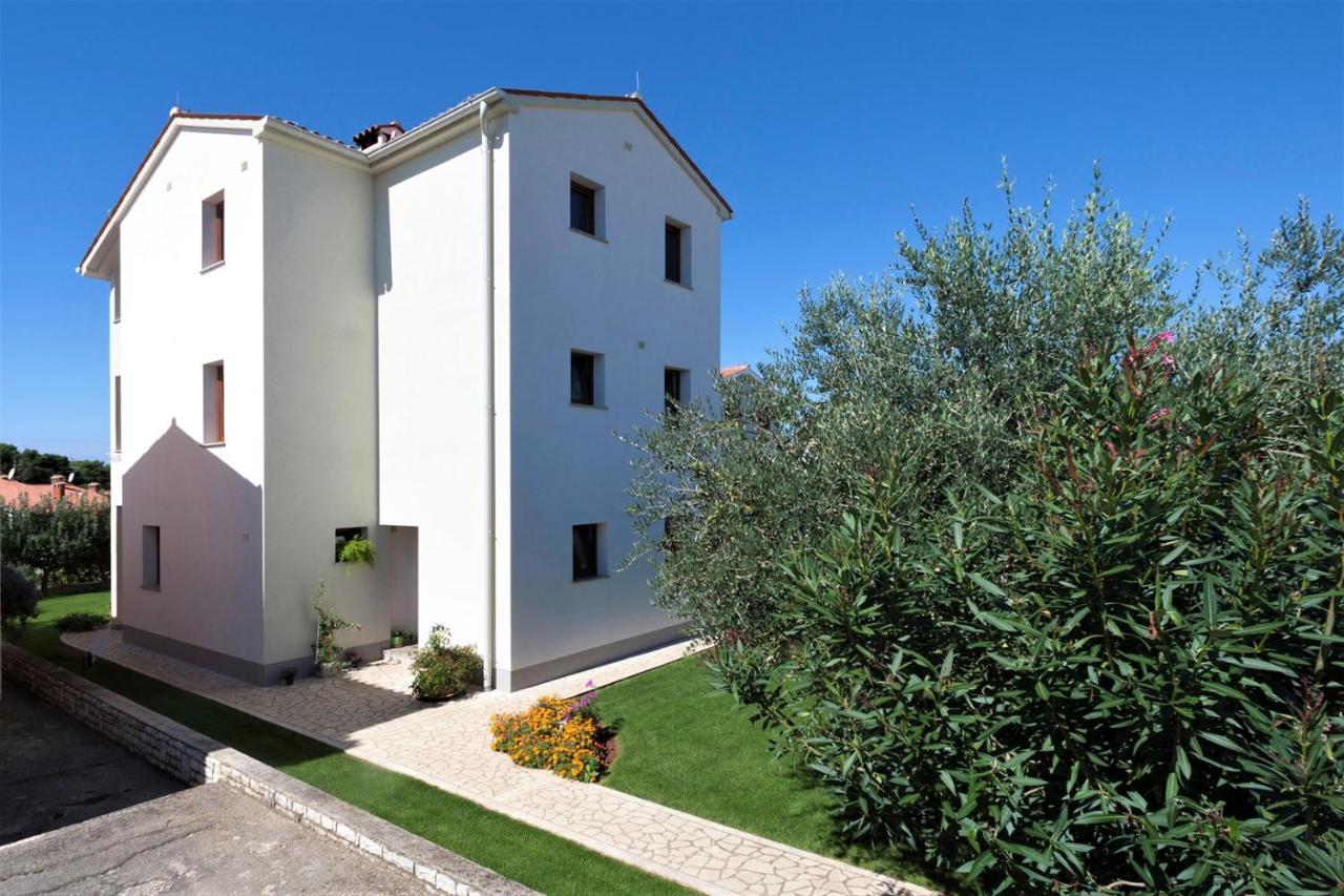 Apartments Beakovic Poreč Exteriör bild