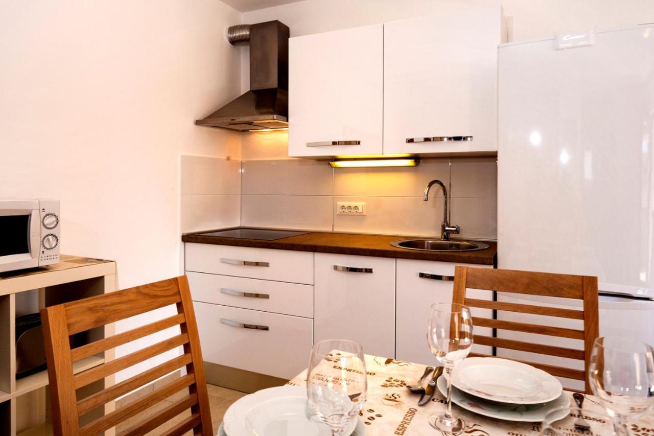 Apartments Beakovic Poreč Exteriör bild