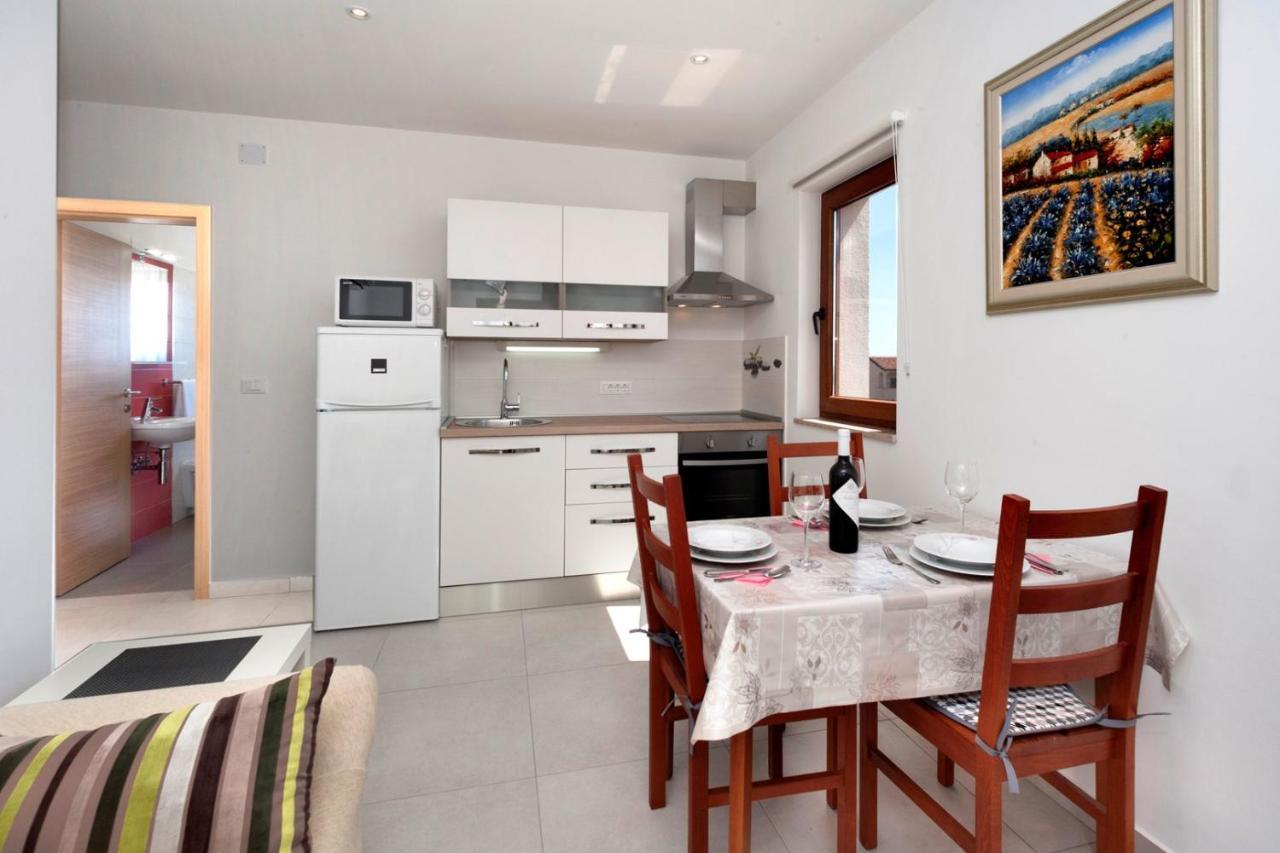 Apartments Beakovic Poreč Exteriör bild